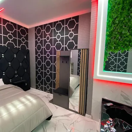 Samm Capodichino Appartement *